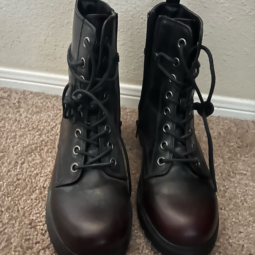 Sonoma Women’s Boots
